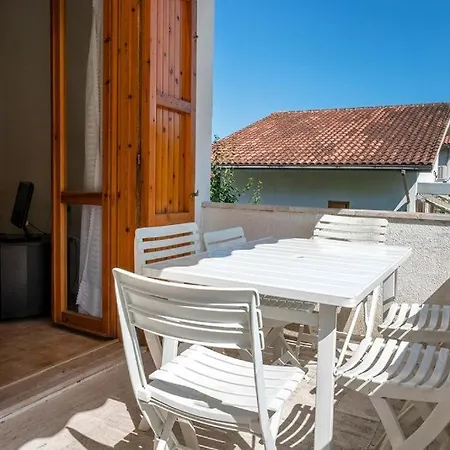 Apartamento M371 - Marcelli, Delizioso Trilocale Con Terrazzo Marcelli