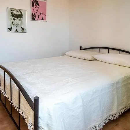 M371 - Marcelli, Delizioso Trilocale Con Terrazzo *
